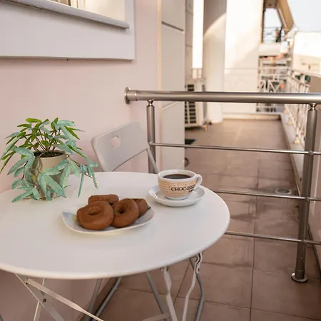 Apartment Sunny Apts & By 